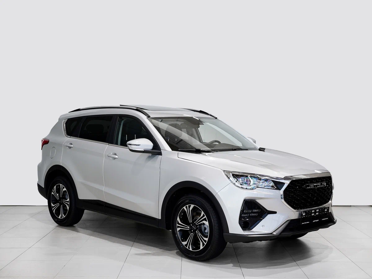 Jetour X70 с автосалона по цене от 1 212 000 рублей